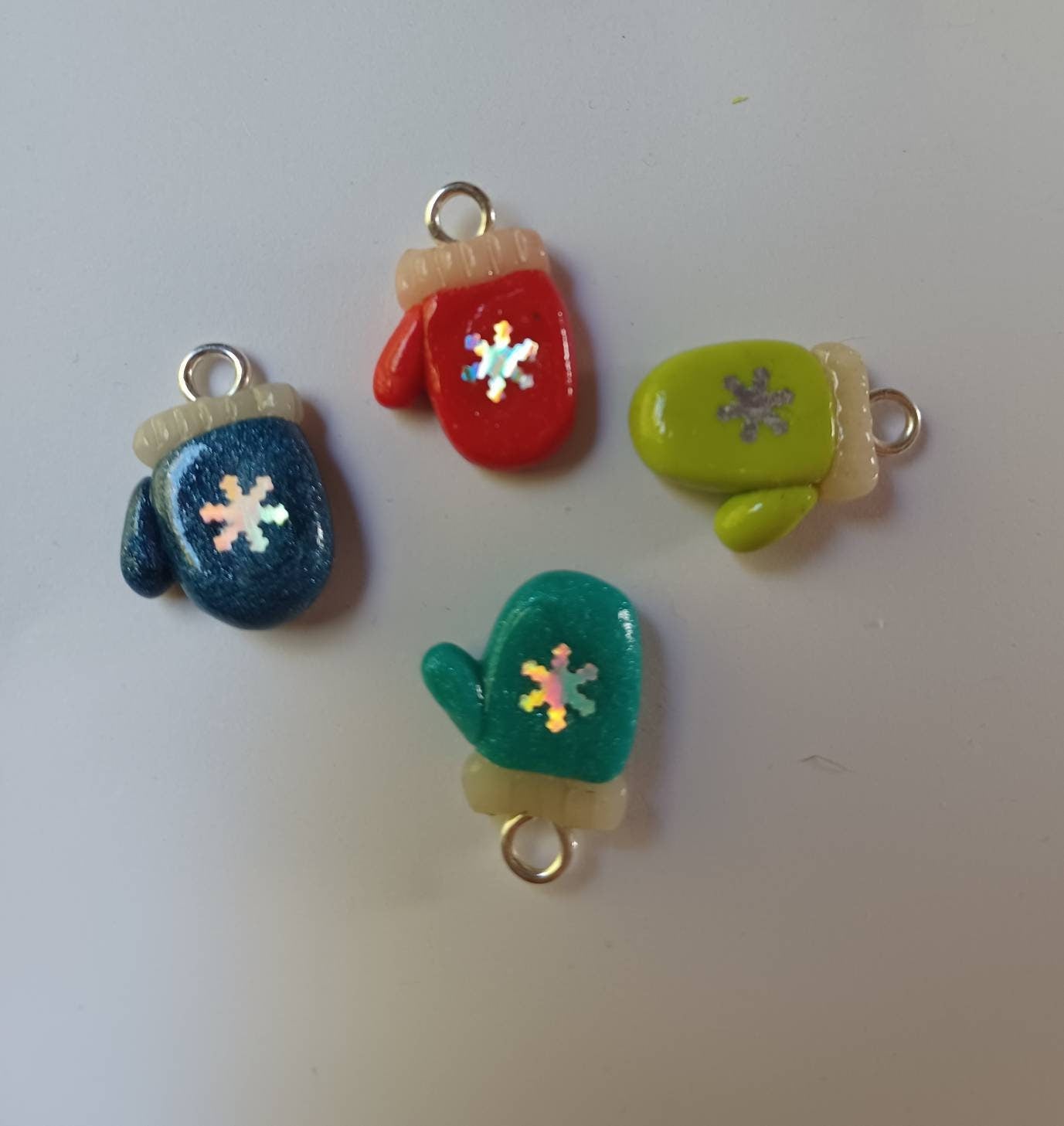 Kawaii winter mittens charm set / polymer clay mitten charms /  Christmas jewelry charms / Santa charm / Santa hat