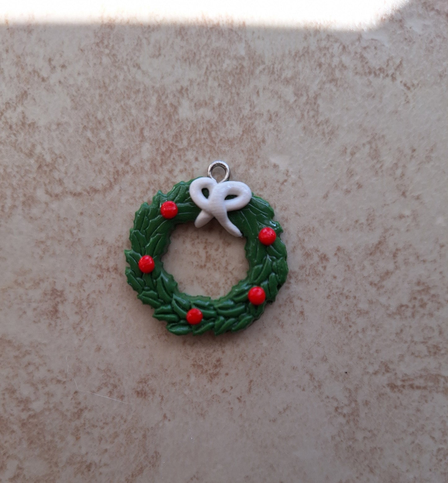 Kawaii Christmas wreath charms / polymer clay wreath charms / kawaii  holiday jewelry / kawaii holiday charms