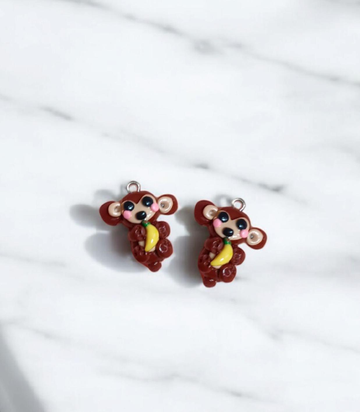 Polymer clay monkey charms / cute kawaii clay monkey with banana animal charm / monkey jewelry charm stitch marker progress keeper notions