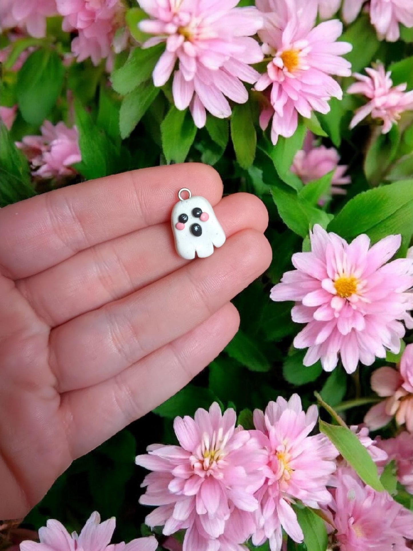 Polymer clay ghost charms / cute kawaii clay ghost Halloween charm holiday jewelry / ghost charm stitch marker progress keeper notions