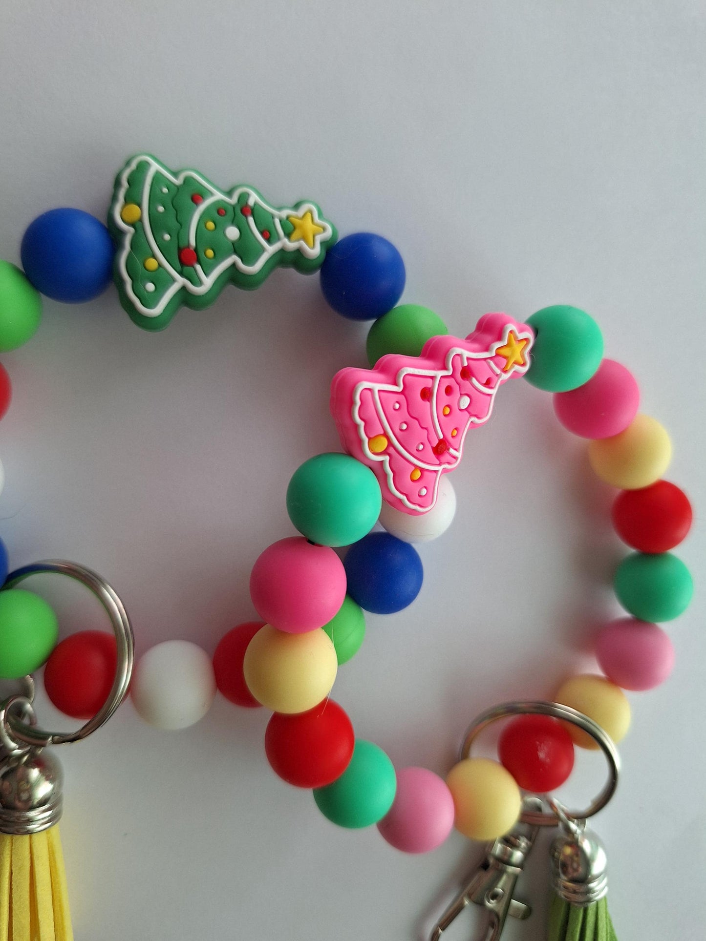 Silicone beaded wristlet keychain winter christmas beaded wristlet tree keychain / Christmas tree pink green bag accessories key chain gift