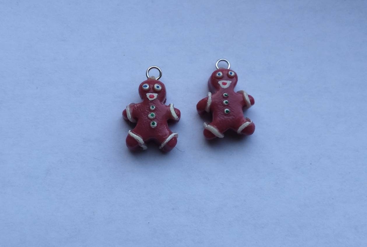 Kawaii Christmas cookie charms / polymer clay gingerbread charms / kawaii  holiday jewelry / kawaii holiday charms