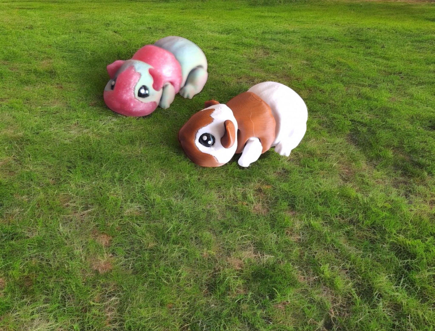 3D articulated flexi guinea pig / 3d printed brown white guinea pig / 3d printed animals figurine knick knack Fidget