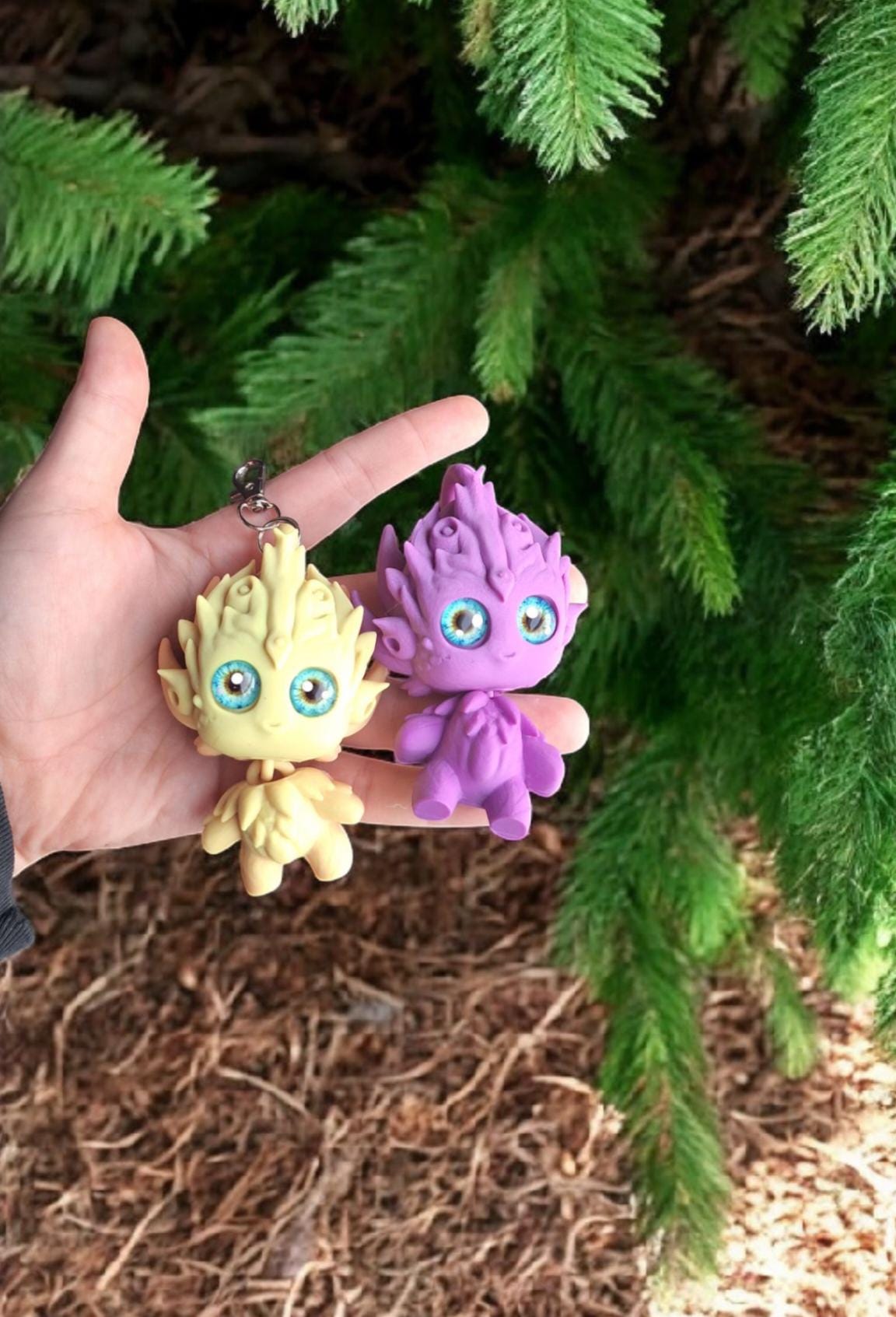 3D articulated printed baby frost ice imp keychain / 3d printed baby imp dragon / 3d printed desk pet figurine fidget Serev3d design