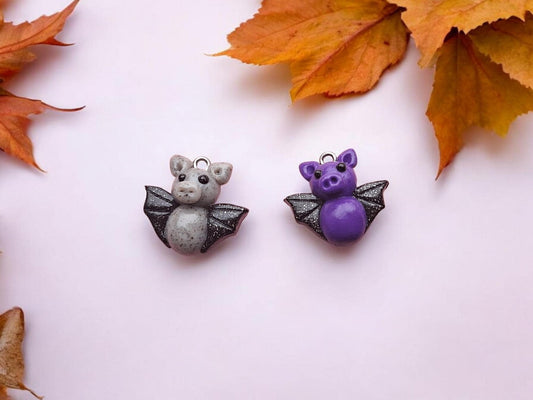 Kawaii black gray purple bat charms / polymer clay halloween charms / clay charm jewelry / bat charms stitch marker progress keeper