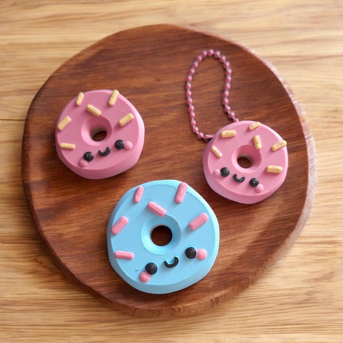 3D printed kawaii donut PLA / 3d printed kawaii keychain / 3d printed donut keychain figurine knick knack Fidget street buddy