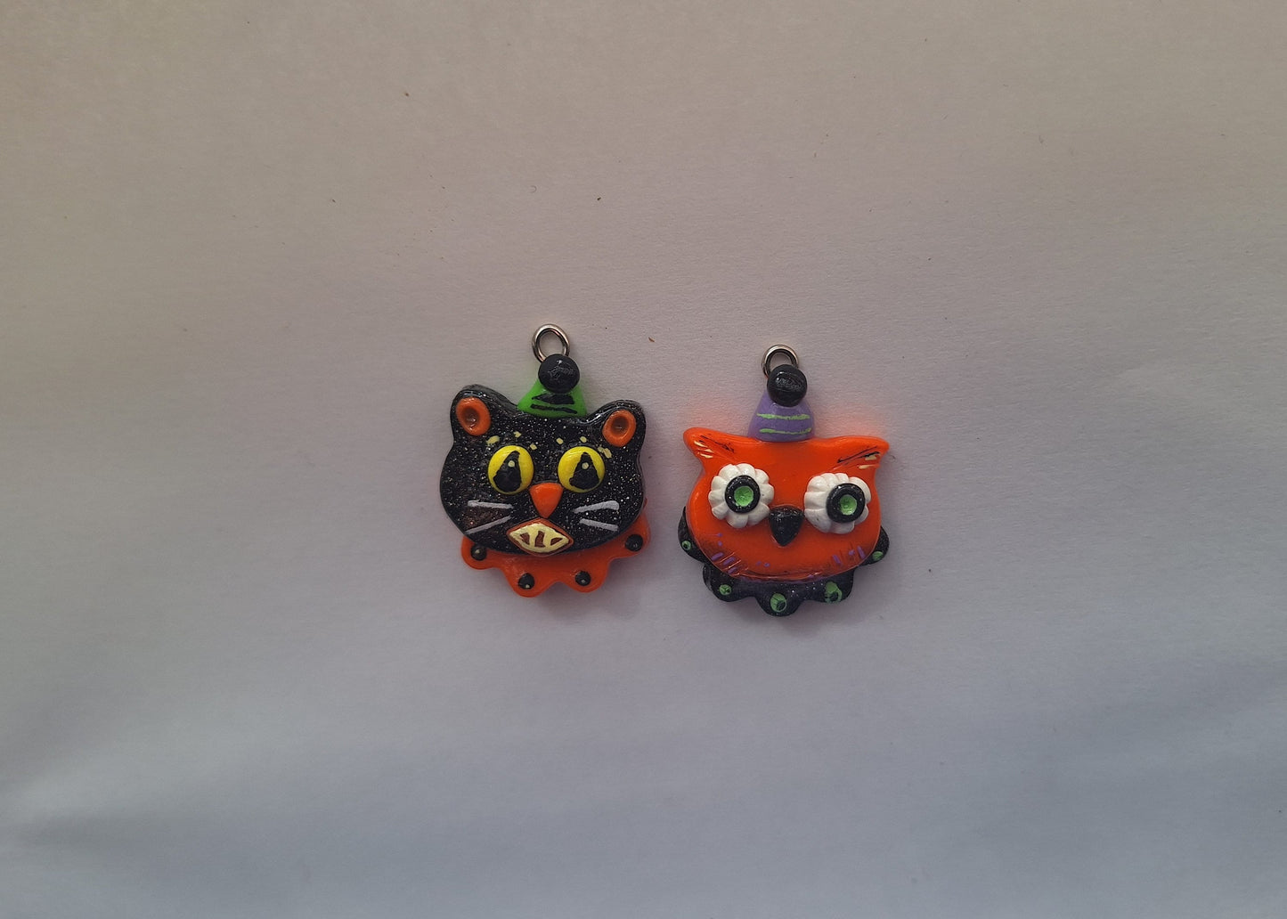 Kawaii spooky cat owl charms / polymer clay halloween charms / retro clay charms / cat owl halloween jewelry charms stitchmarker