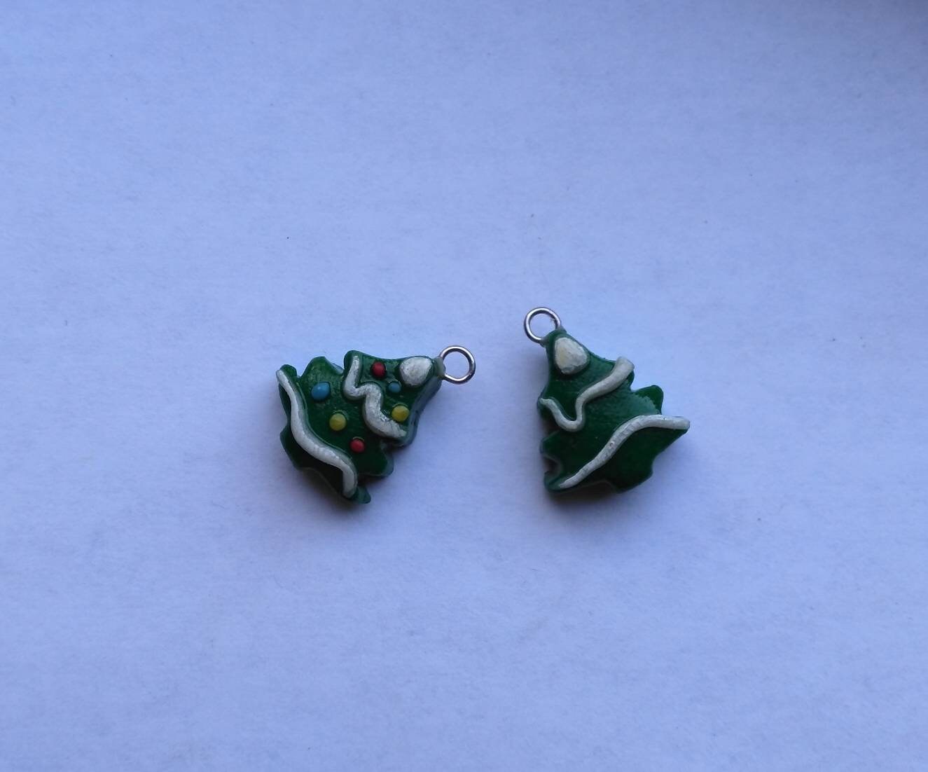 Kawaii Christmas tree charms / polymer clay tree charms / kawaii  holiday jewelry / kawaii holiday charms / pine tree charms/ snow charms