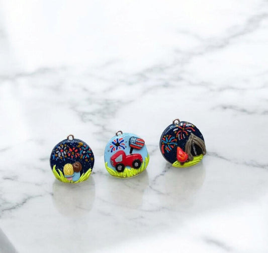 Kawaii 4th of july indepence day charms / polymer clay spring summer charms / kawaii firework charms / kawaii red white blue jewelry charms