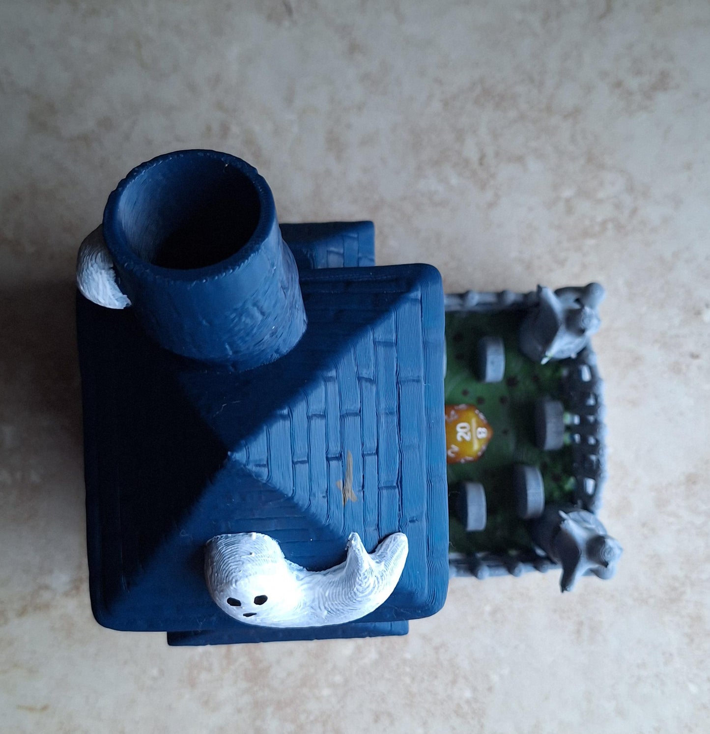 3D printed and painted dark blue haunted house dice tower / 3d spooky halloween dice tower / 3d printed d20 dice tower roller
