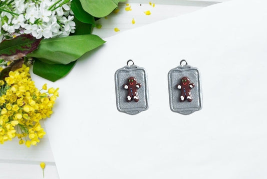 Kawaii gingerbread man cookie baking tray charms / polymer clay cookie charms / kawaii food charm food jewelry charm stitch marker