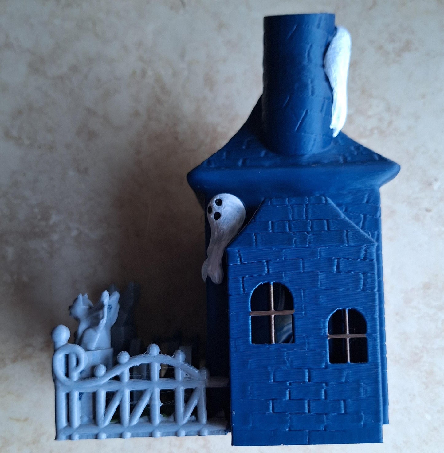 3D printed and painted dark blue haunted house dice tower / 3d spooky halloween dice tower / 3d printed d20 dice tower roller