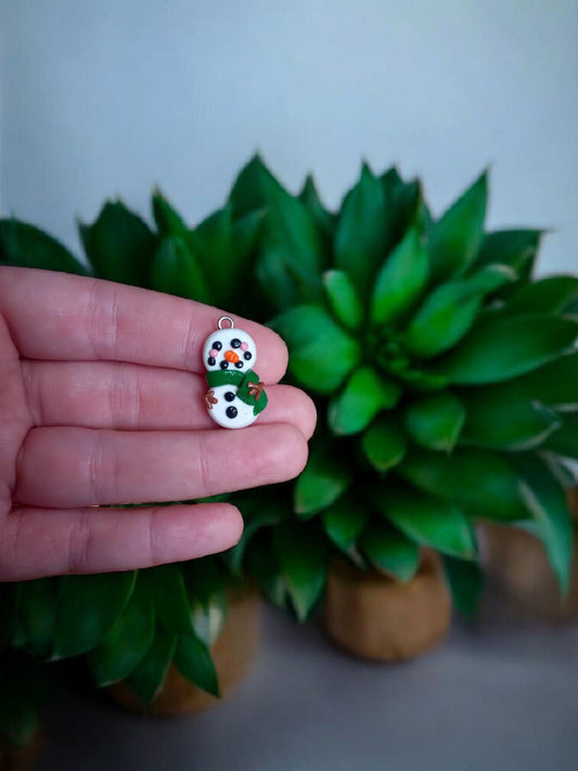 Polymer clay snowman charms / cute kawaii clay snowmen charms Christmas holiday jewelry charm stitch marker progress keeper notions
