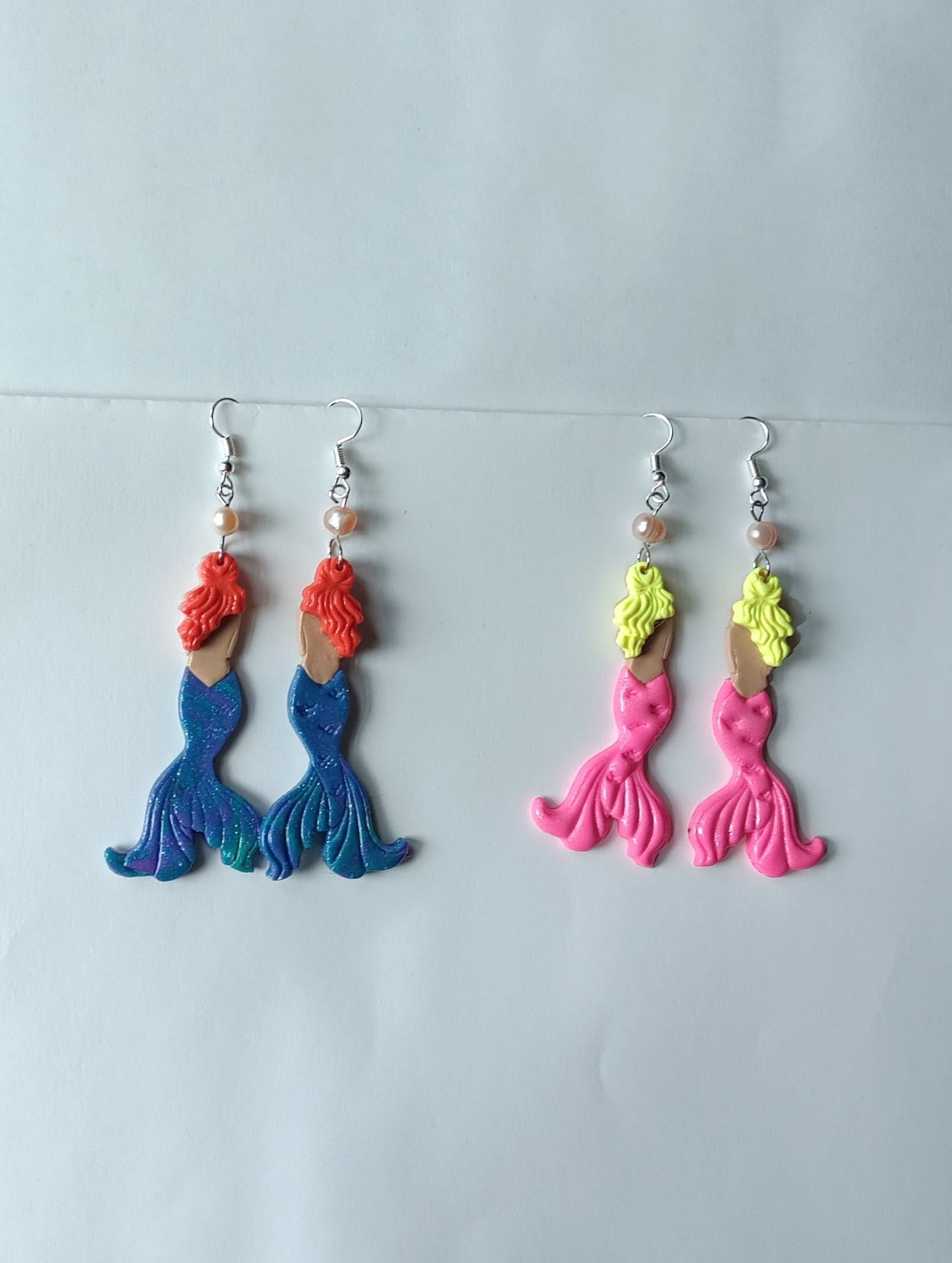 Kawaii mermaid earrings / polymer clay mermaid fin earrings / kawaii ocean aquatic jewelry / clay shell mermaid earrings aqua pink