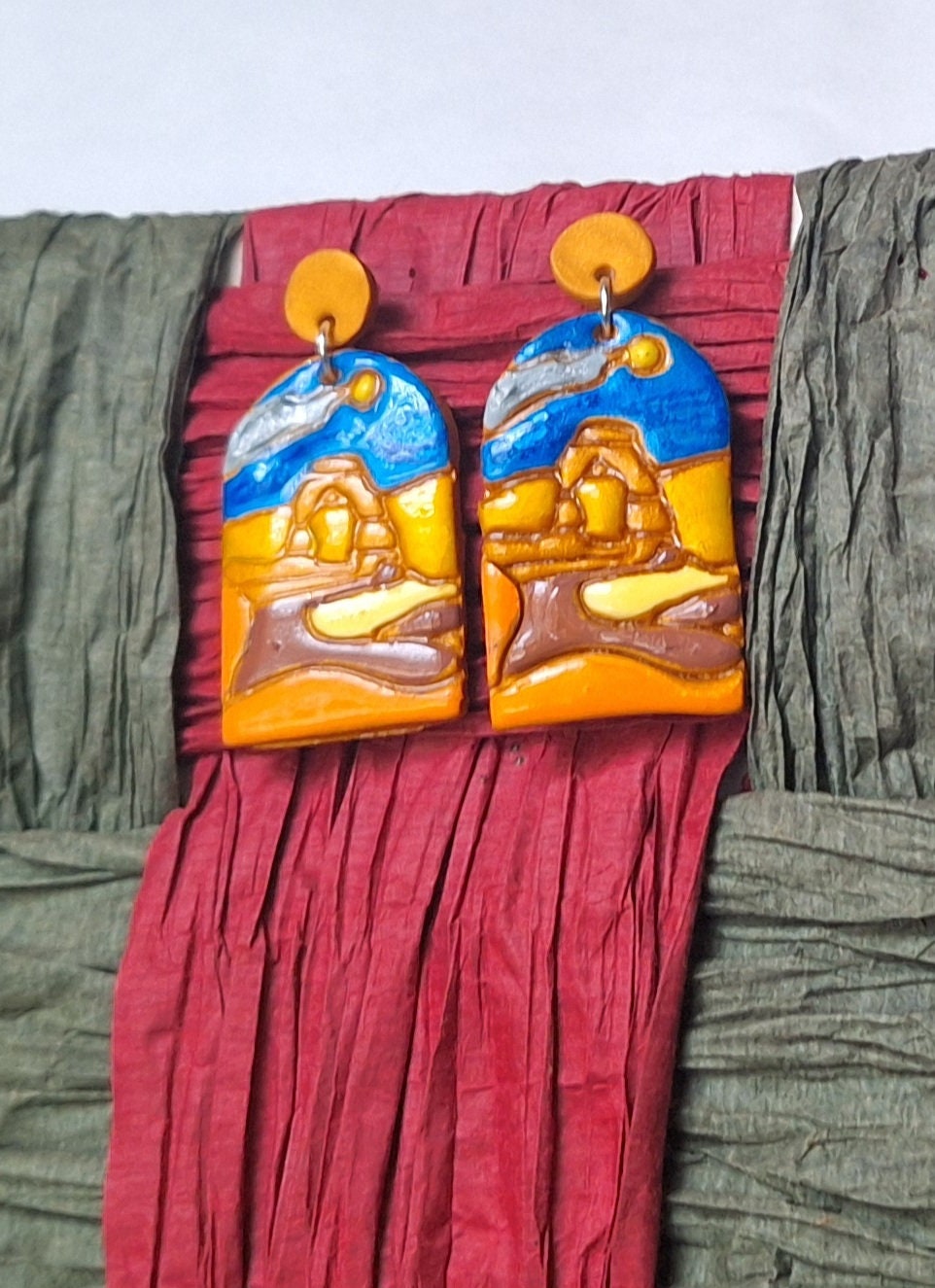 Kawaii scenery vacation spot earrings / polymer clay Arches landscape dangle earrings / clay national park jewelry trees earrings