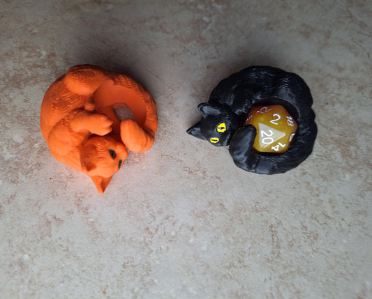3D printed small playful cat dice guardian / 3d kitty cat kitten dice buddy / 3d printed d20 dice guardian