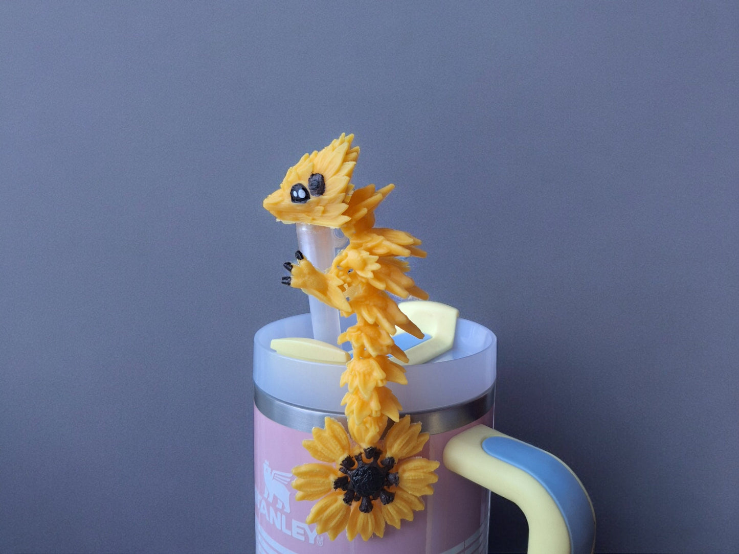 3D articulated yellow sunflower dragon straw cap / 3d printed dragon animals / sunflower tadling dragon straw topper cover Fidget figurines