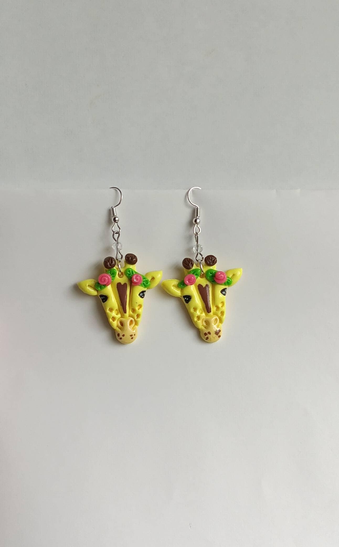 Kawaii floral giraffe earrings / polymer clay giraffe earrings / kawaii animal jewelry / floral earrings / safari jungle earrings