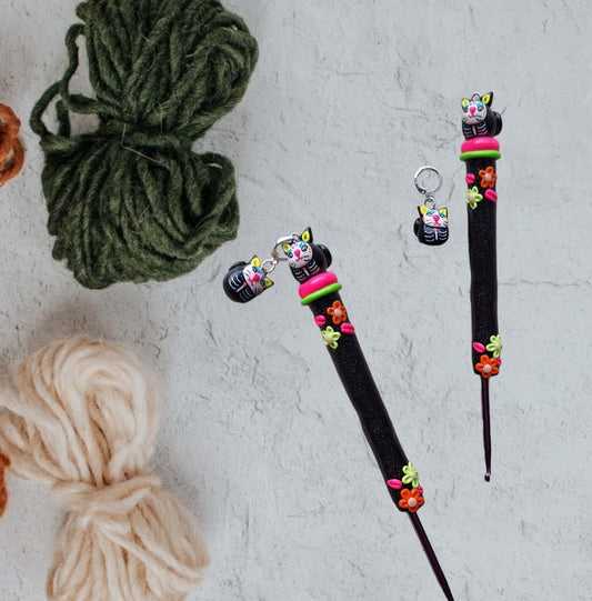 Polymer clay sugar skull kitty cat day of the dead crochet hook