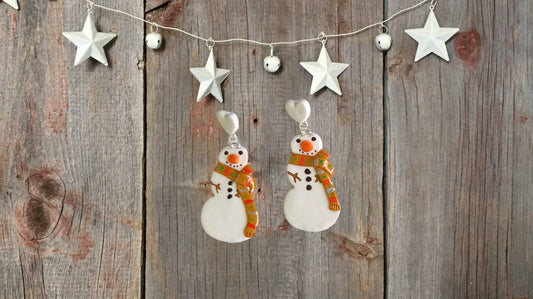 Kawaii snowman earrings / polymer clay snowman holiday earrings / kawaii christmas holiday winter jewelry / clay snowmen earrings