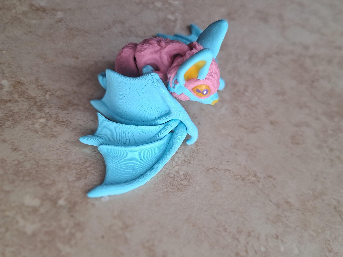 3D articulated cute colorful pastel bat halloween animal / 3d printed black bat animals / 3d brown bat knick knack Fidget figurines