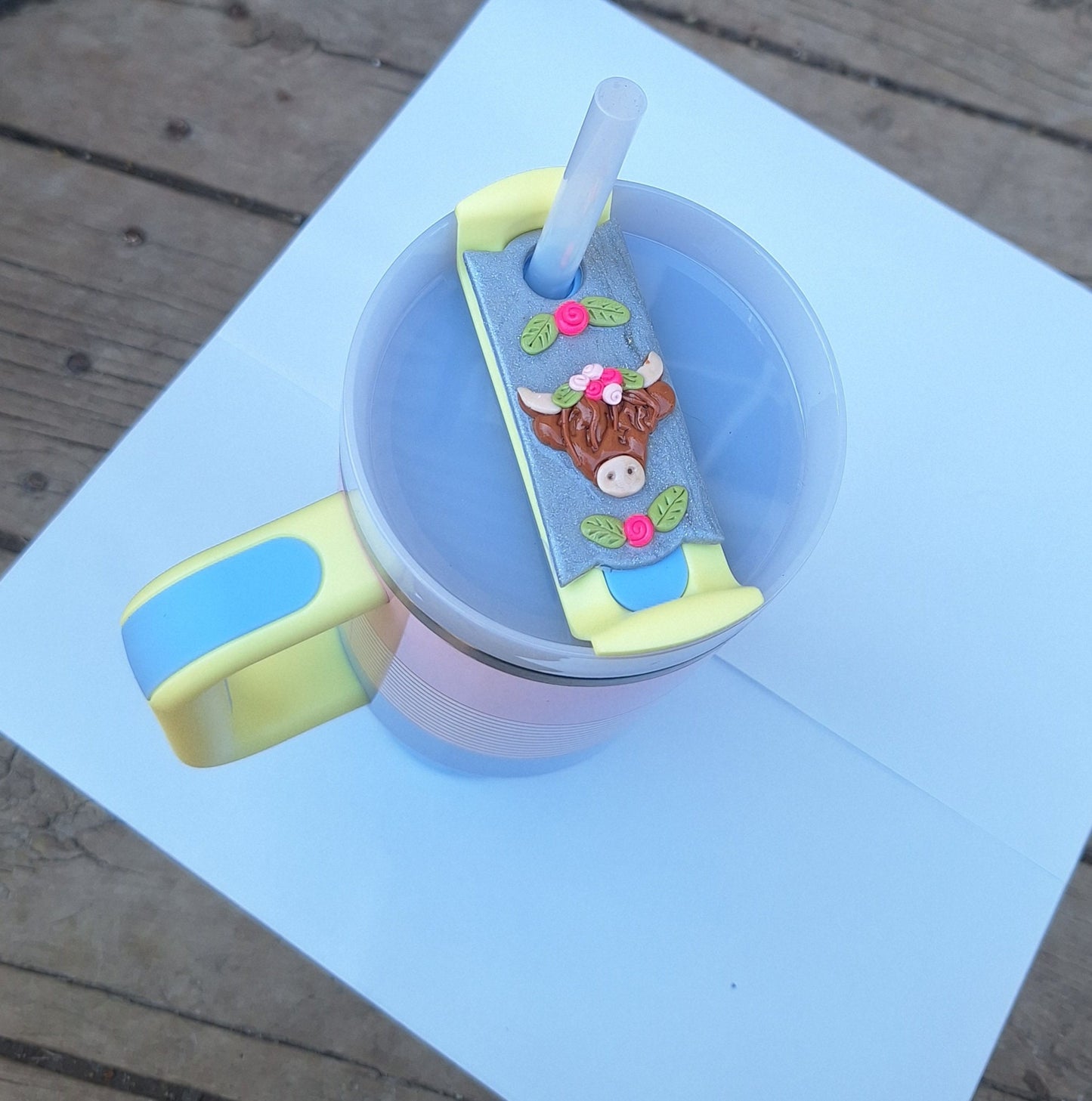Polymer clay straw tag tumbler topper / clay tumbler accessories / highland cow tumbler topper straw tag / animal cow tumbler accessories